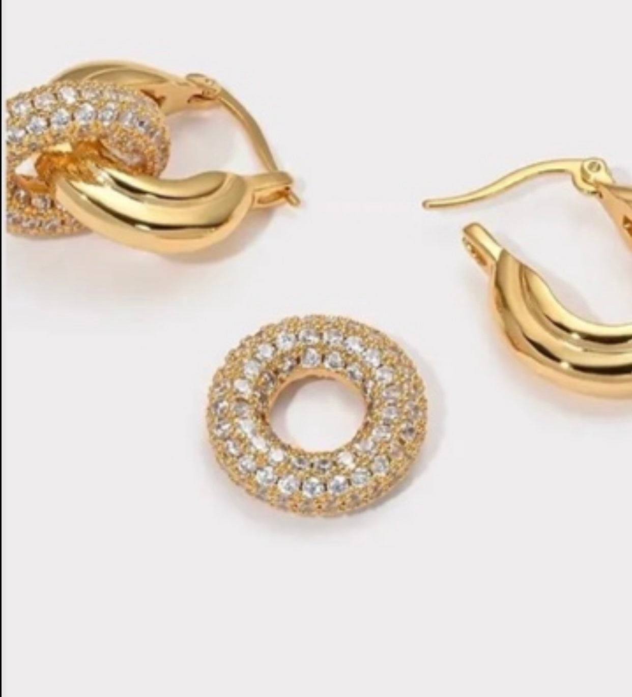 Hamda Earrings - 18K Gold Plated