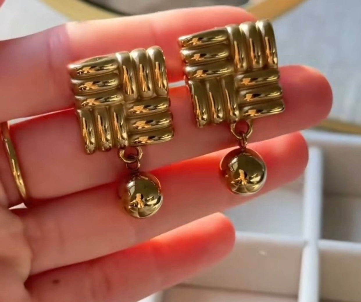 Astur Earrings - 18K Gold Plated