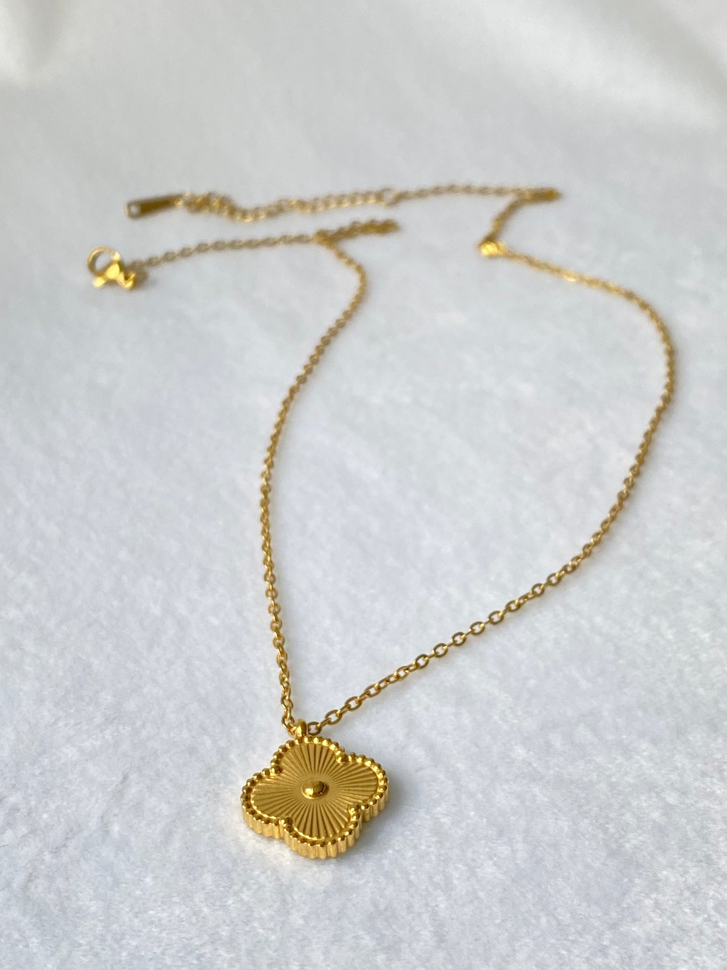 Gold Ubax Van Cleef Set - Stainless Steel
