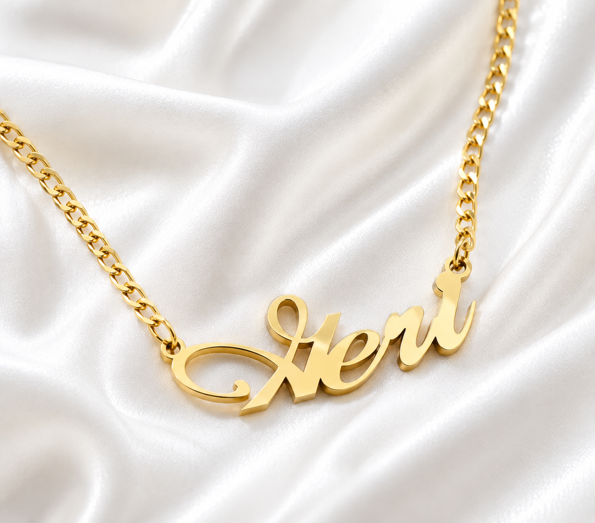 Figaro Chain| 18k Gold plated Personalized Name Necklaces