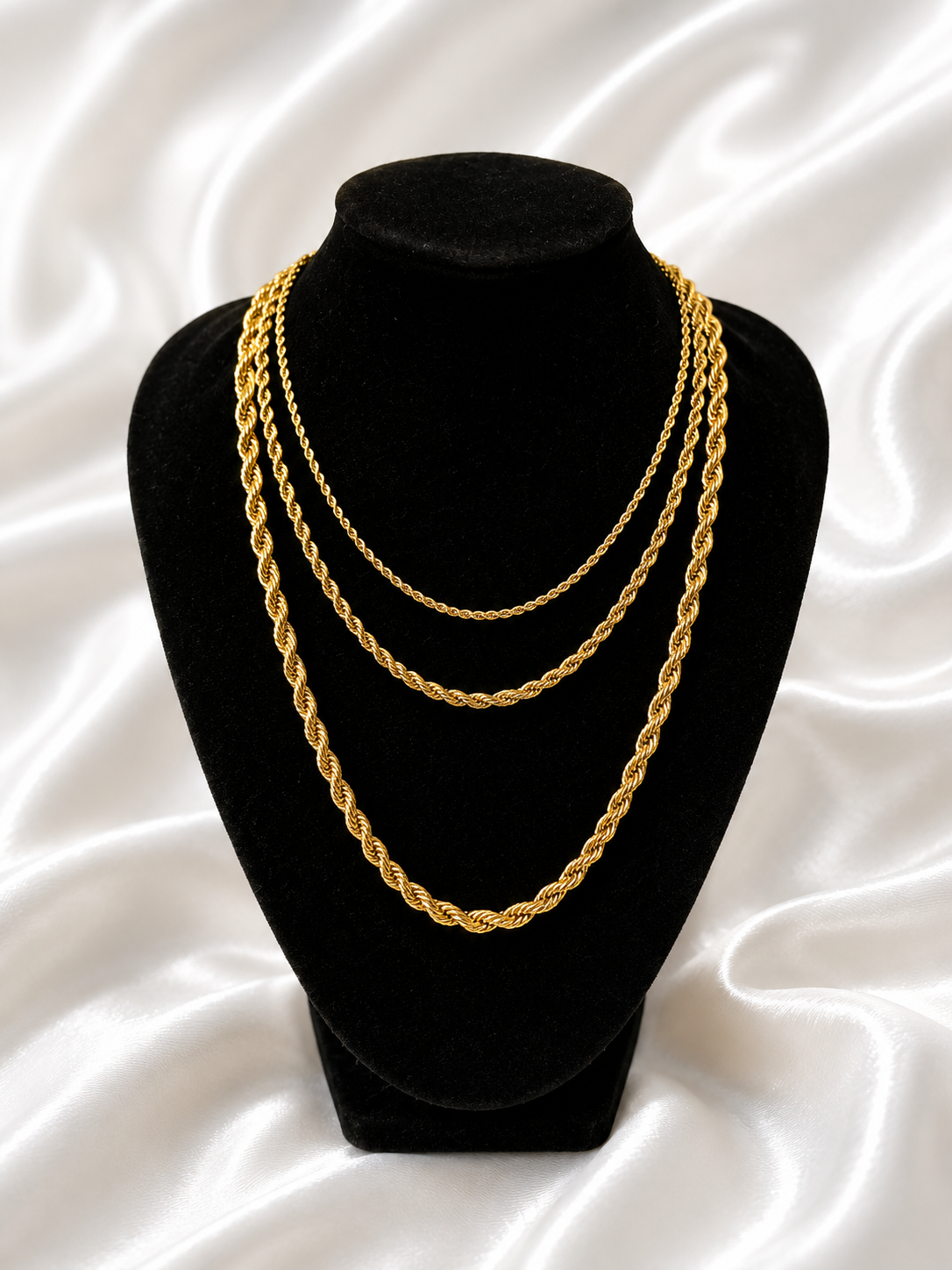 Isnino Rope Necklace - 18k Gold Plated