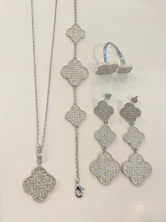 Bold Silver Van Cleef Set - Stainless Steel