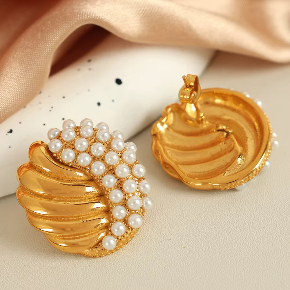 Ugaaso Pearl Earrings - 18K Gold Plated