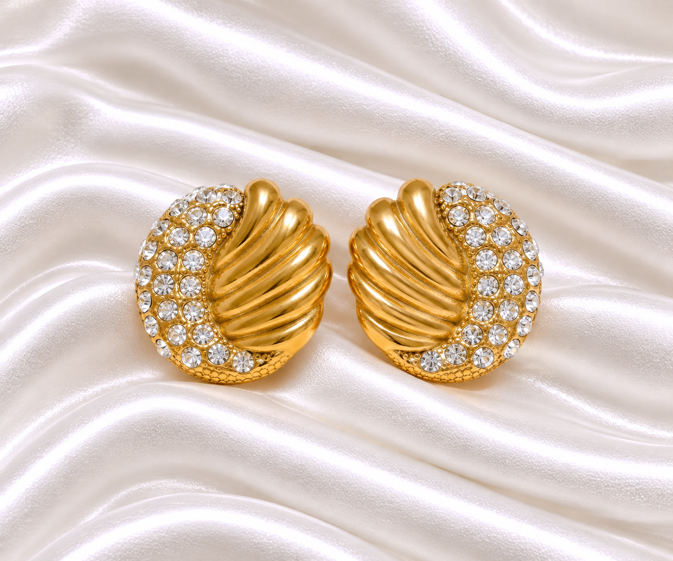 Ugaaso Diamond Earrings - 18K Gold Plated