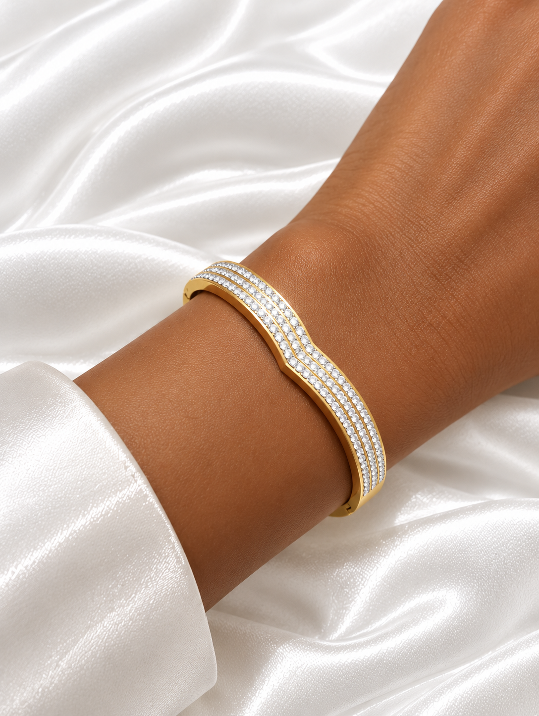 Jamilah Bangle - 18k Gold Plated